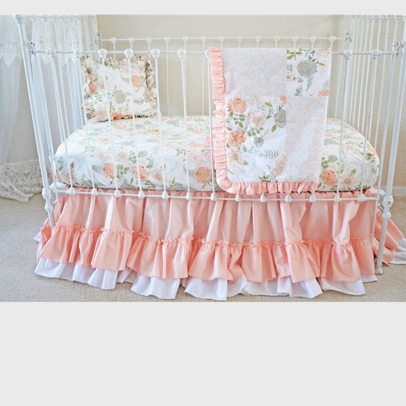 Crib Bedding - Picture 1 of 5